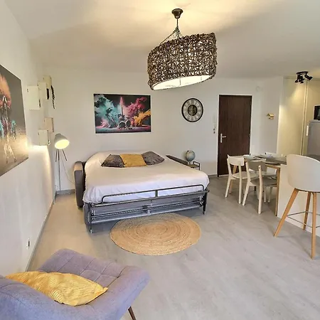 Avec Garage Et Terrasse Au Coeur De Colmar, Pres De La Route Des Vins D'alsace - Fr-1-722-6 Apartment